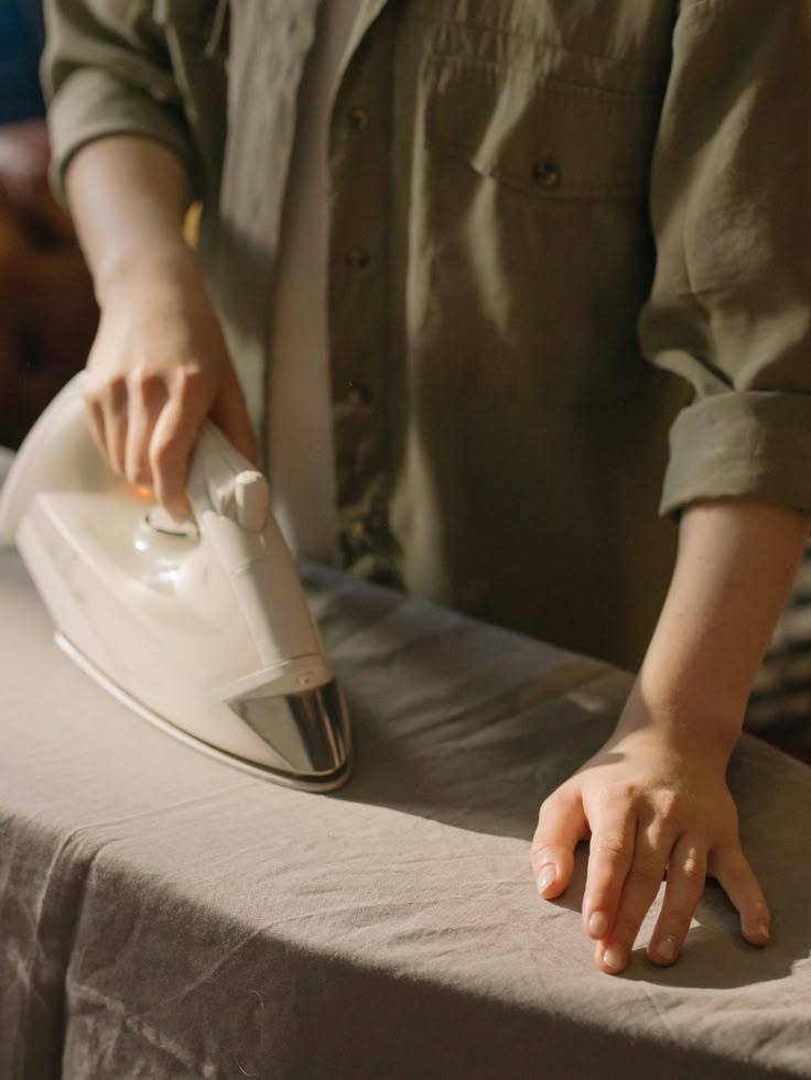 IRONING/ DRY CLEANING